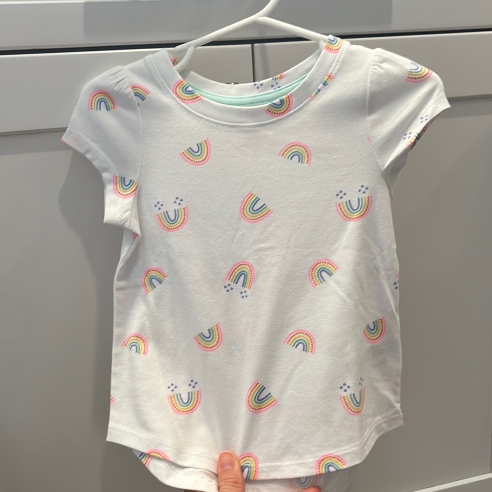 Cat & Jack Rainbow 🌈 Tshirt